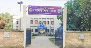 ধান কাটা কেন্দ্র করে নারীদের লাঠিচার্জ, ওসি প্রত্যাহার